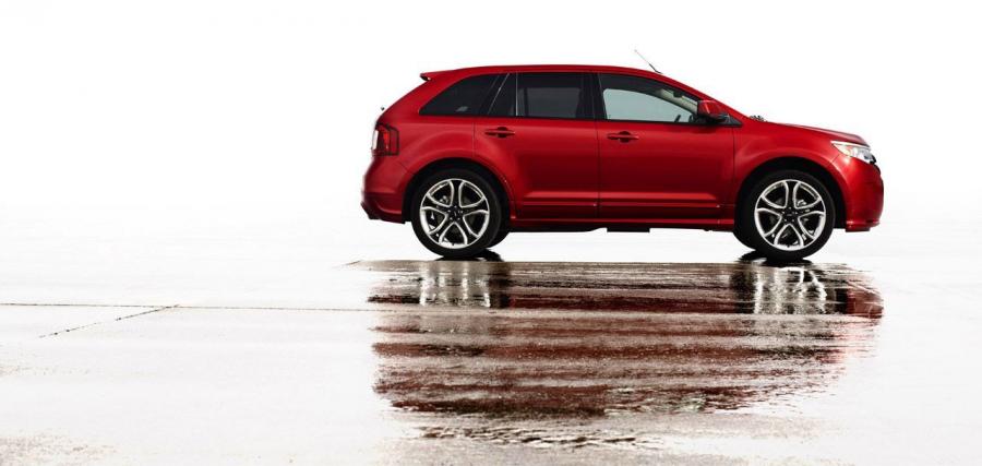  Ford Edge Sport 2011 года  (фото 29 из 65)